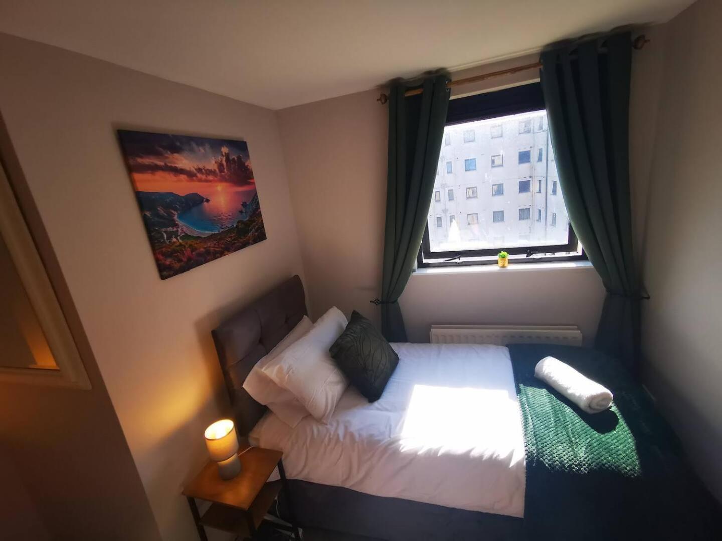 2Br Spacious City Centre Apartment 벨파스트 외부 사진